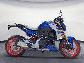 BMW Motorrad - F 900 R sofort verfügbar mit Vollausstattung