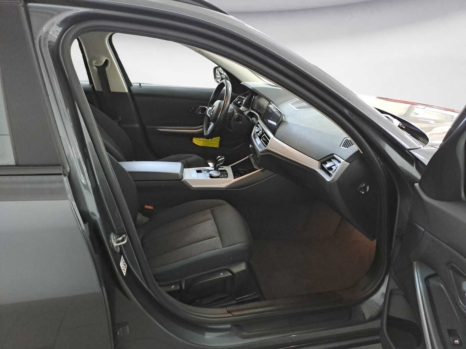 BMW - 320d xDrive Touring Automatic