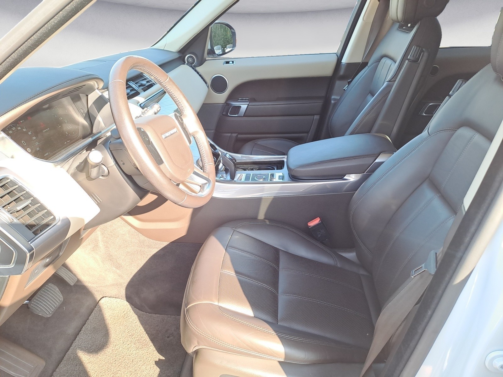 Land Rover - Range Rover Sport D 300 HSE