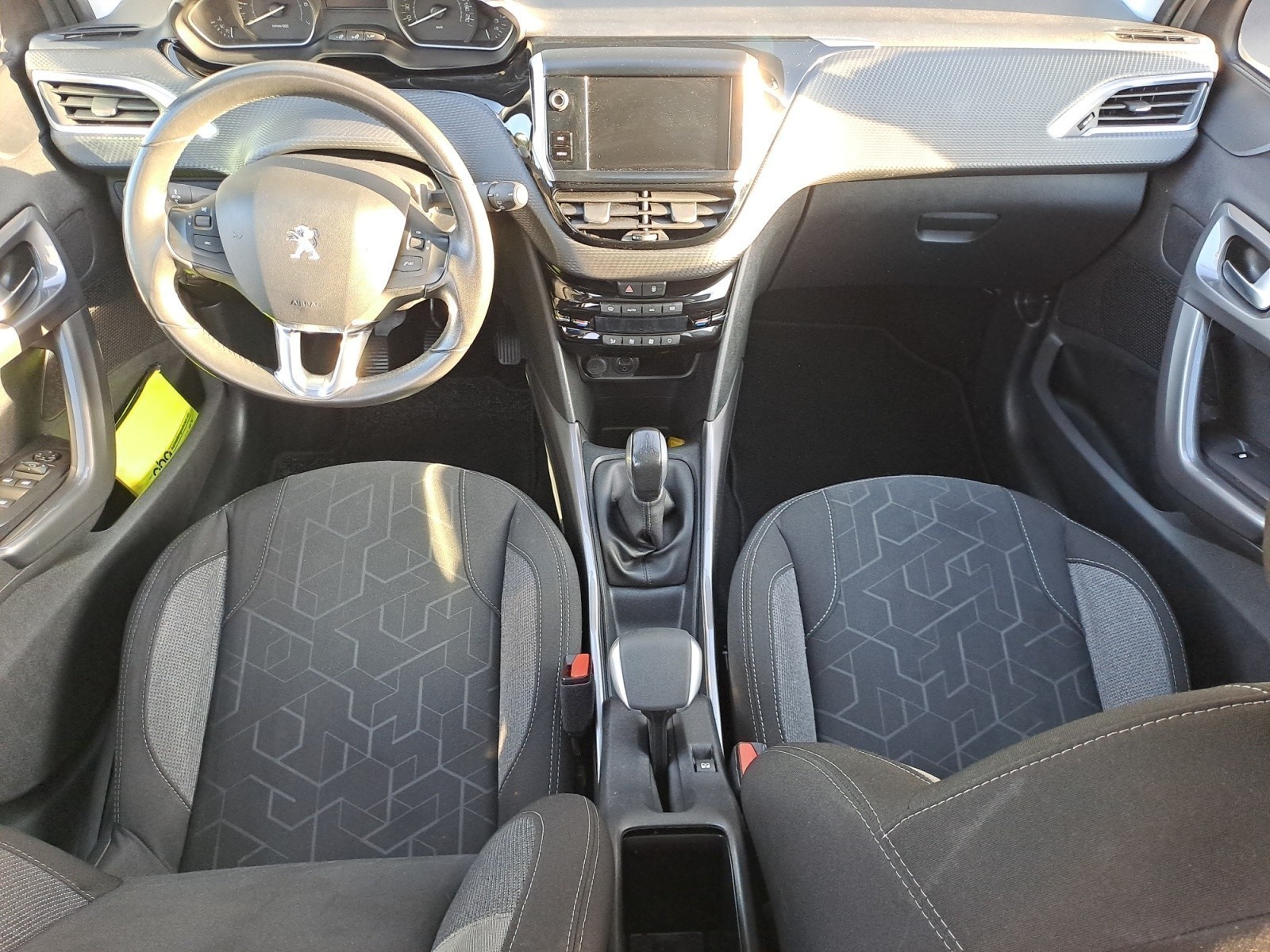 Peugeot - 2008 Style PureTech 110 Stop&Start