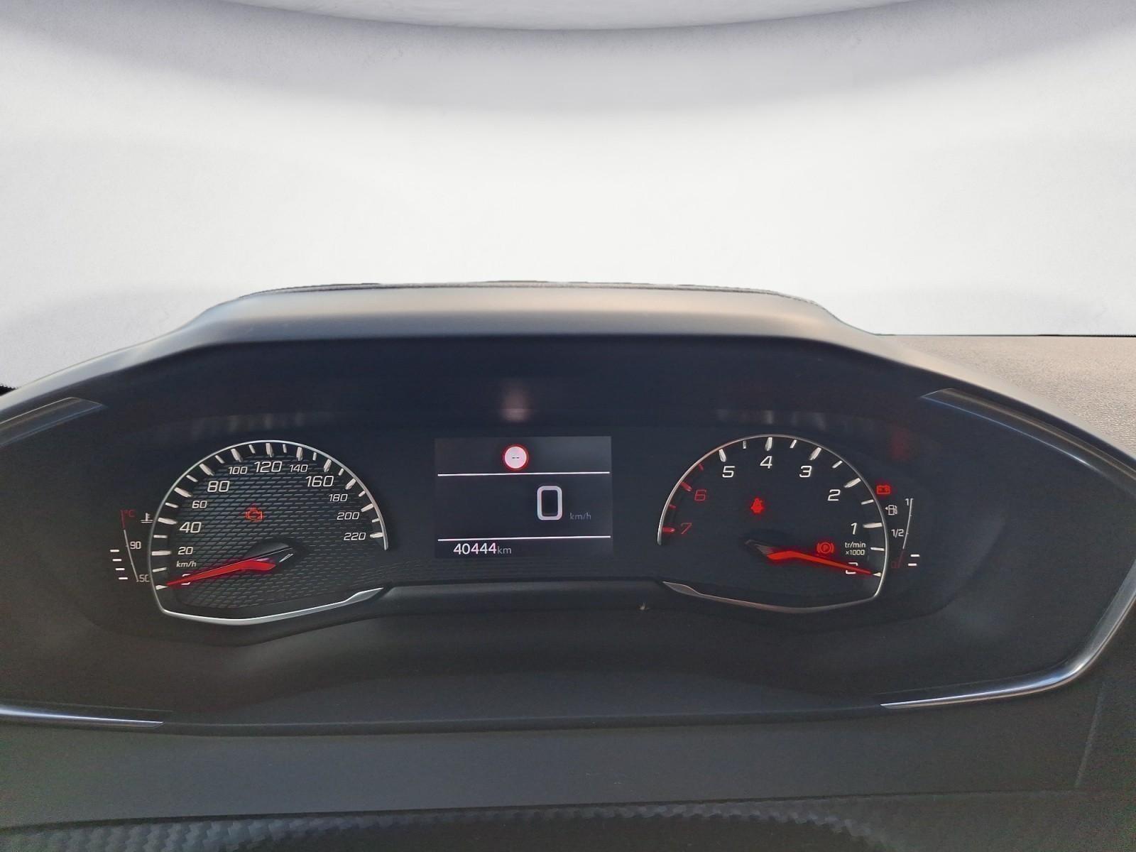 Peugeot - 208 Active Pack PureTech100