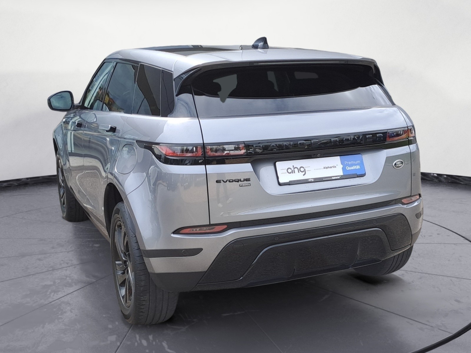 Land Rover - Range Rover Evoque P300e S