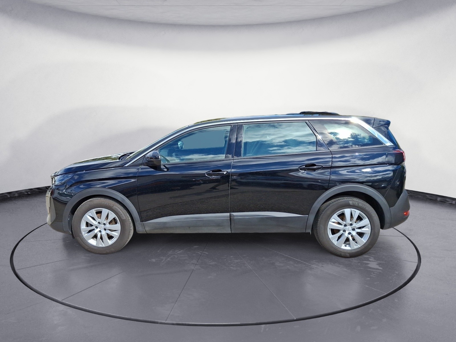 Peugeot - 5008 PureTech 130 Active Pack