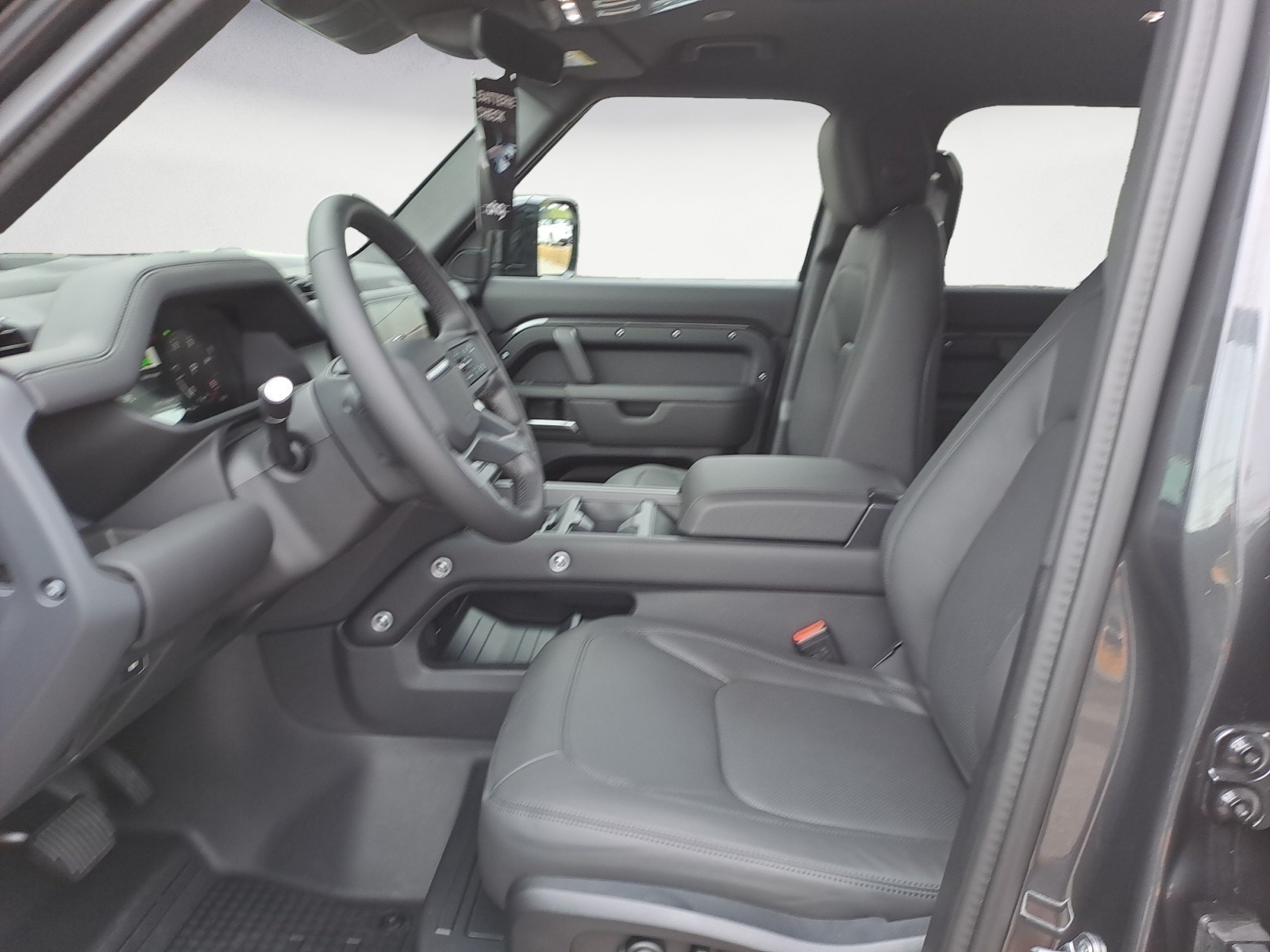 Land Rover - Defender 110 D300 X-Dynamic HSE