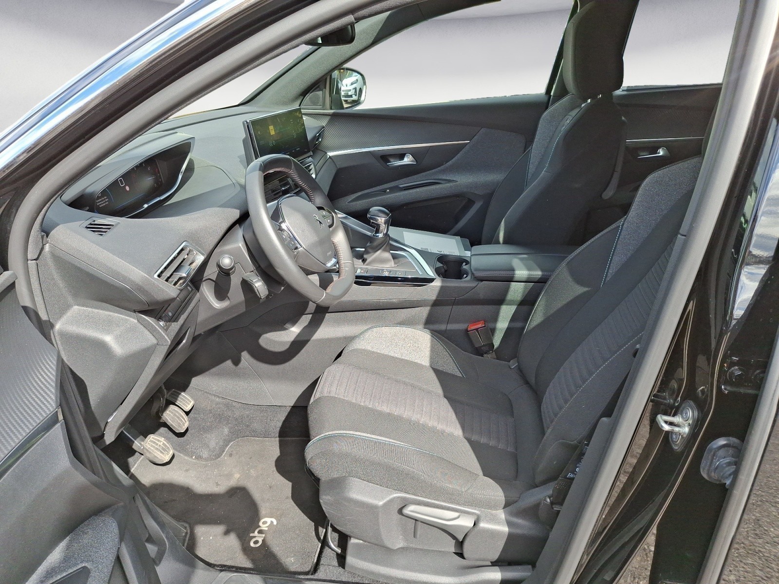 Peugeot - 5008 PureTech 130 Active Pack