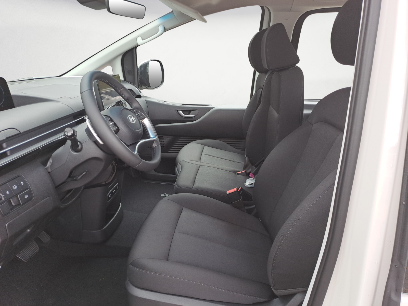 Hyundai - STARIA HEV 9-Sitzer TREND