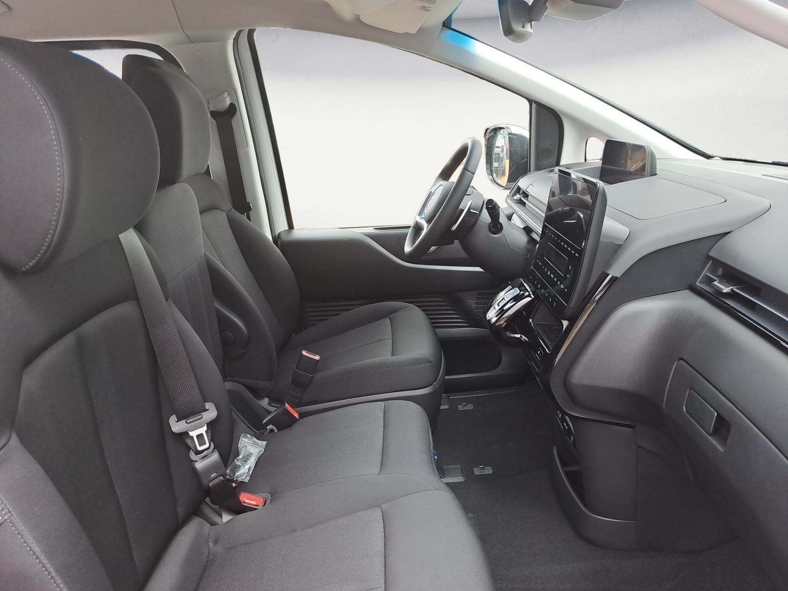 Hyundai - STARIA HEV 9-Sitzer TREND