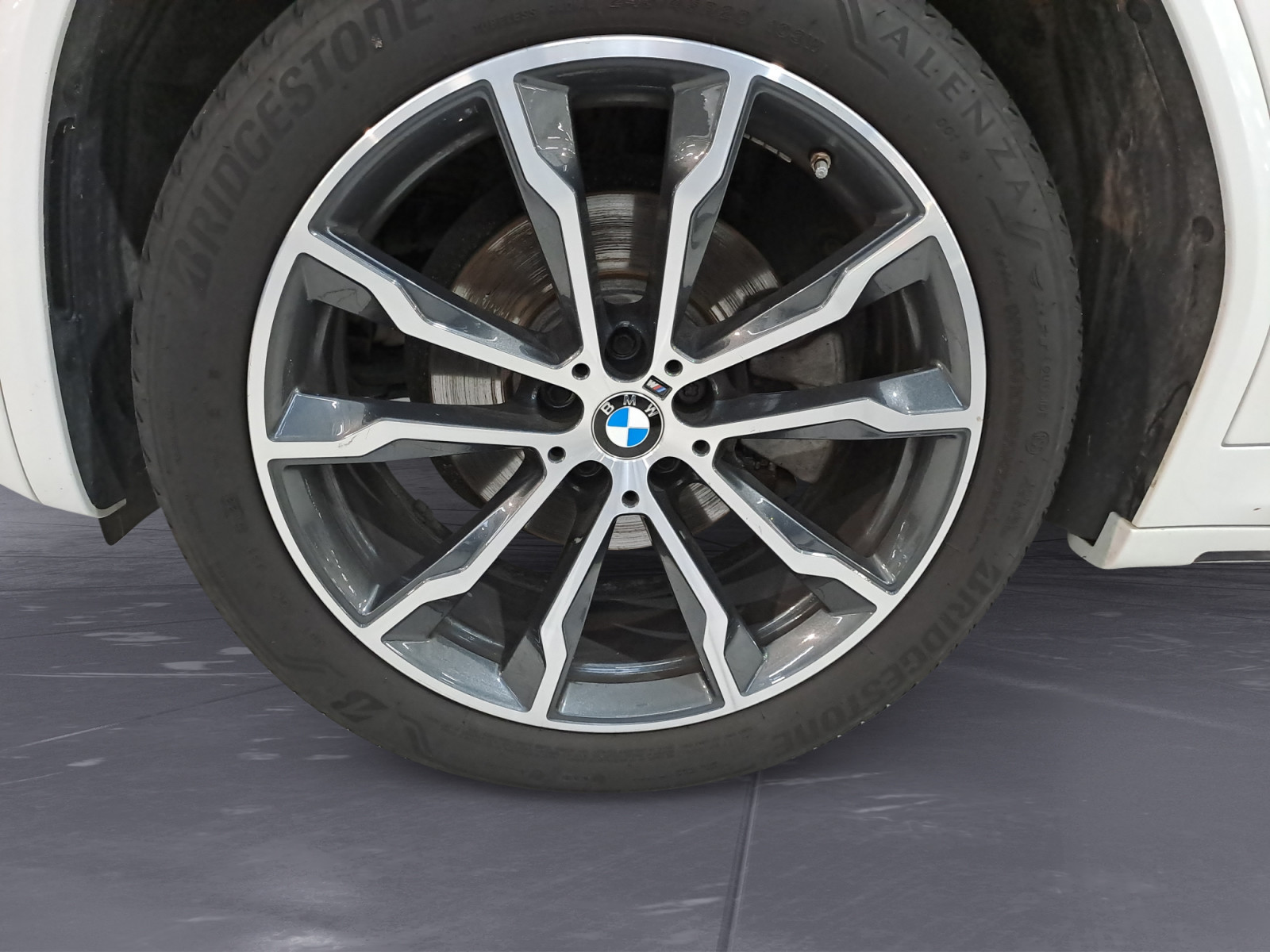 BMW - X4 xDrive20i AT xLine