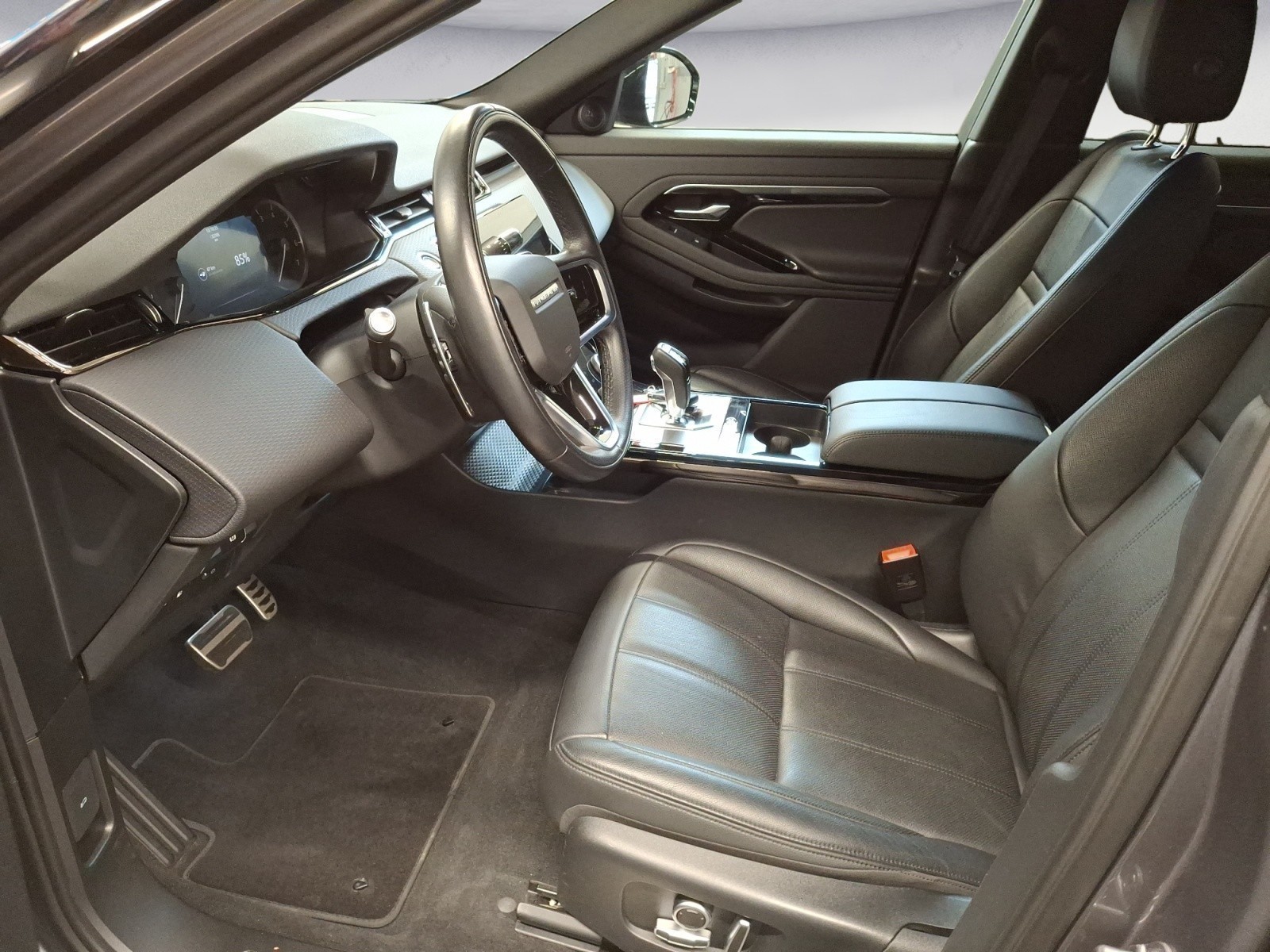 Land Rover - Range Rover Evoque P300e R-DYNAMIC S AWD Automatik