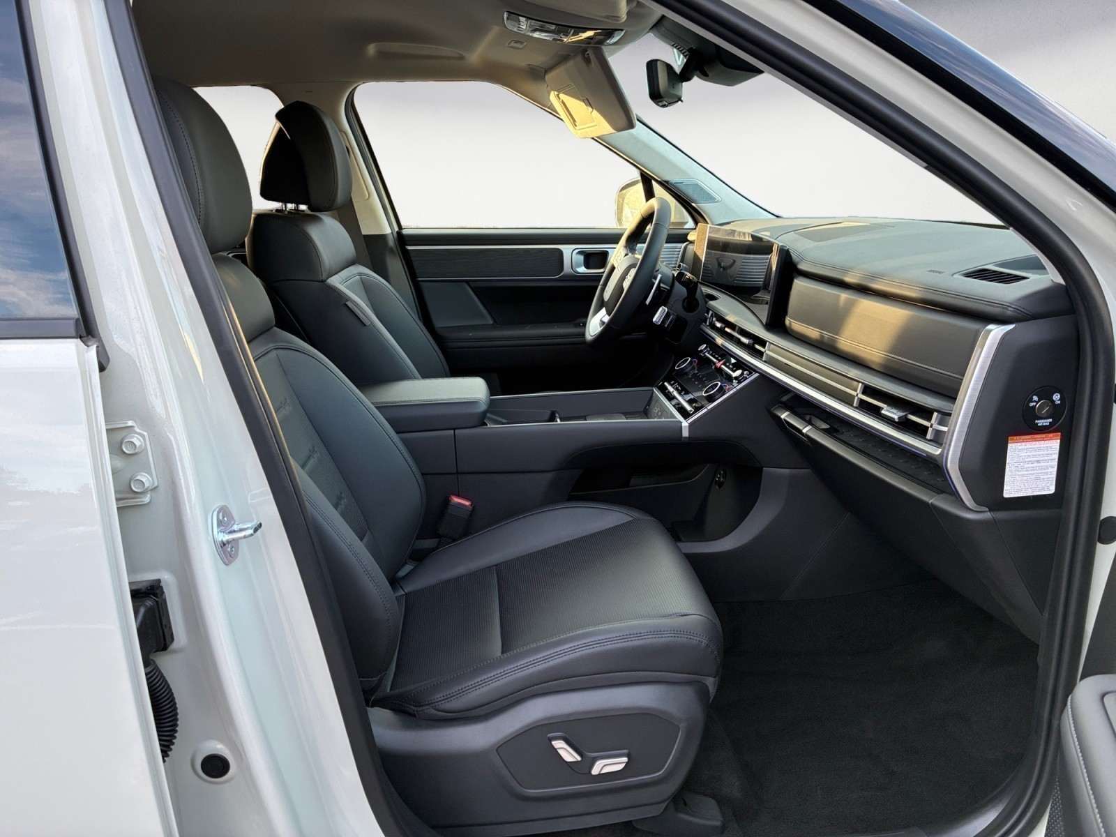 Hyundai - Santa Fe 1.6 T-GDI Hybrid INTRO 4WD