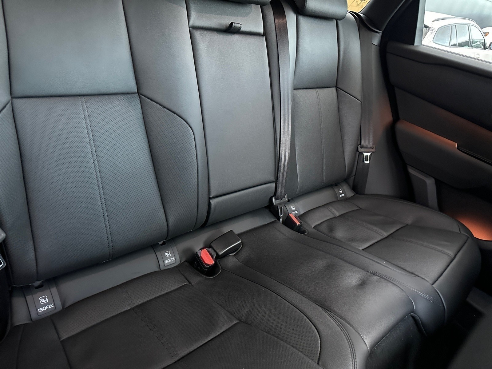 Land Rover - Range Rover Velar D300 Dynamic SE