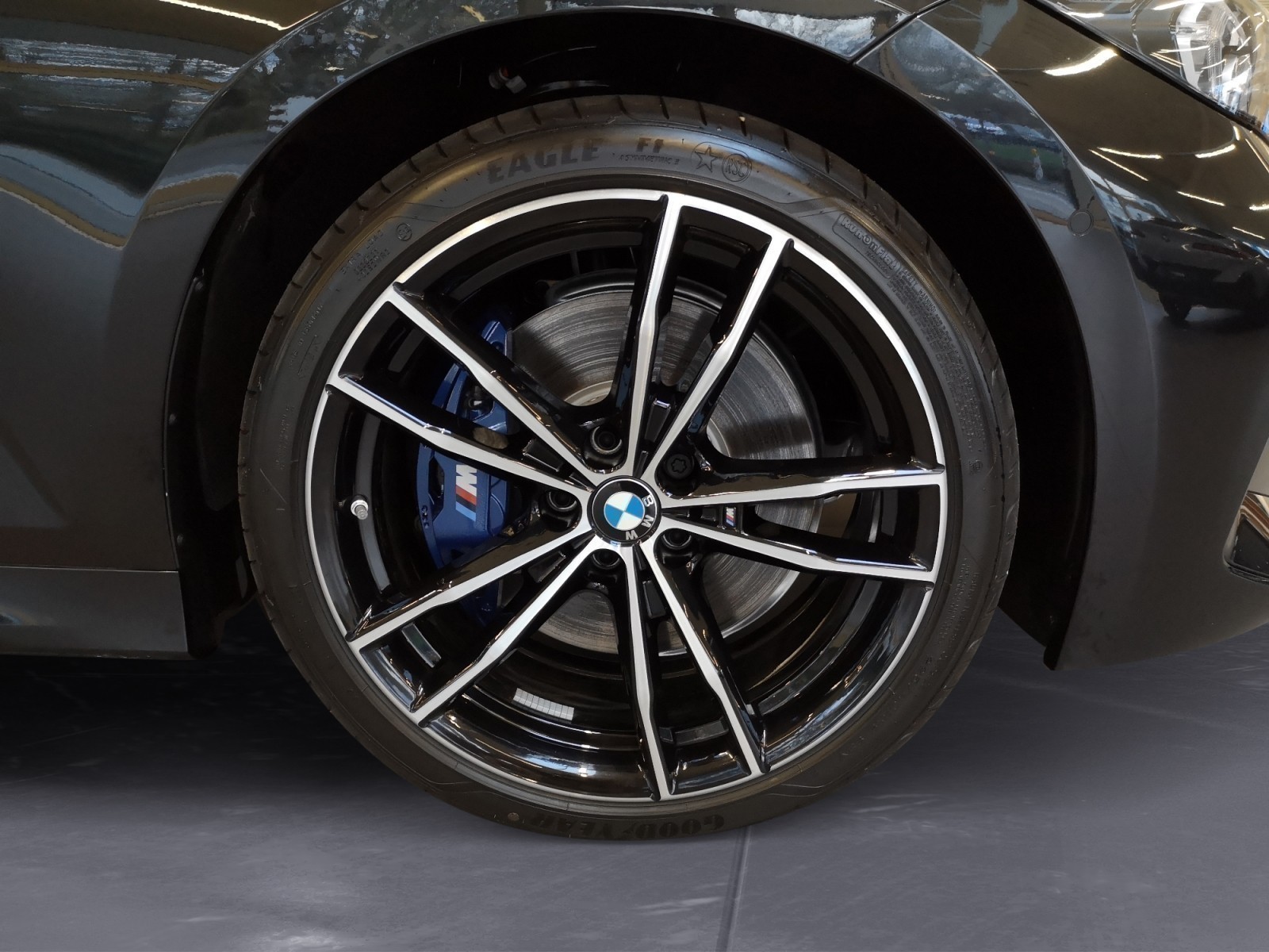 BMW - 330d xDrive Limousine