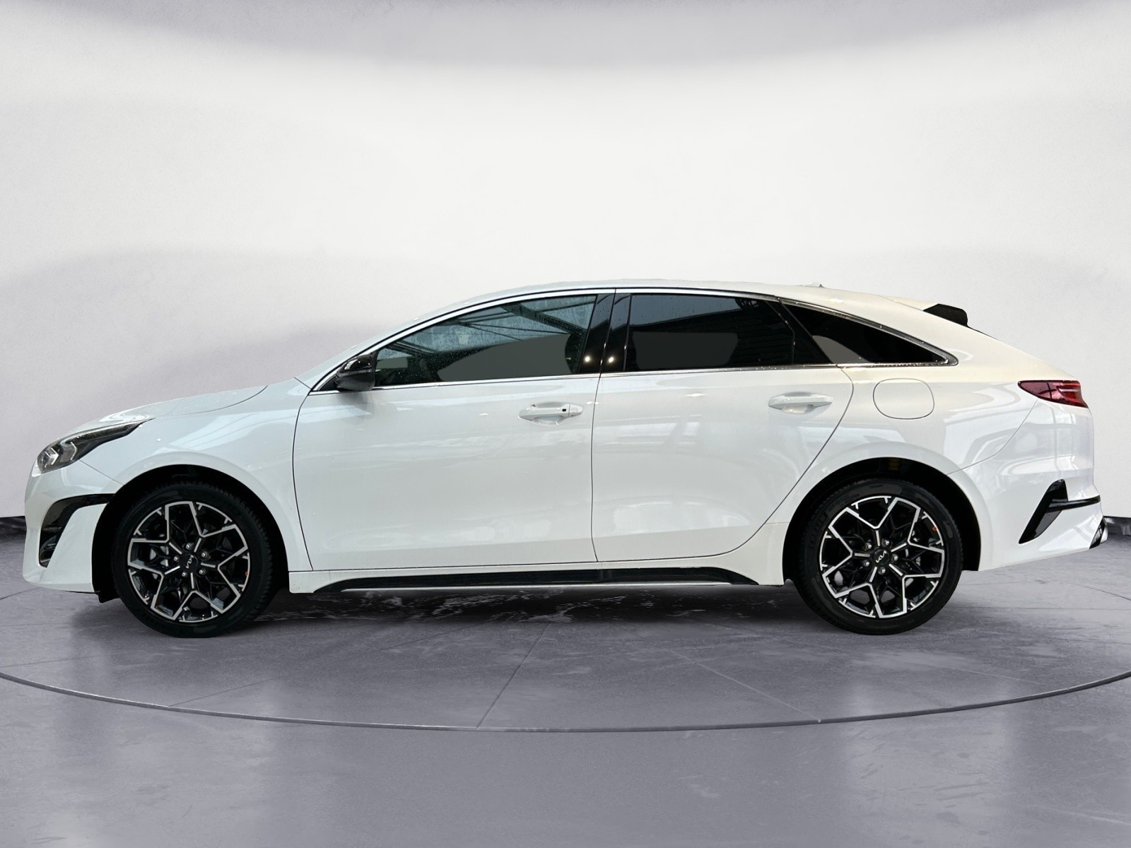 Kia - ProCeed 1.5T DCT GT-Line