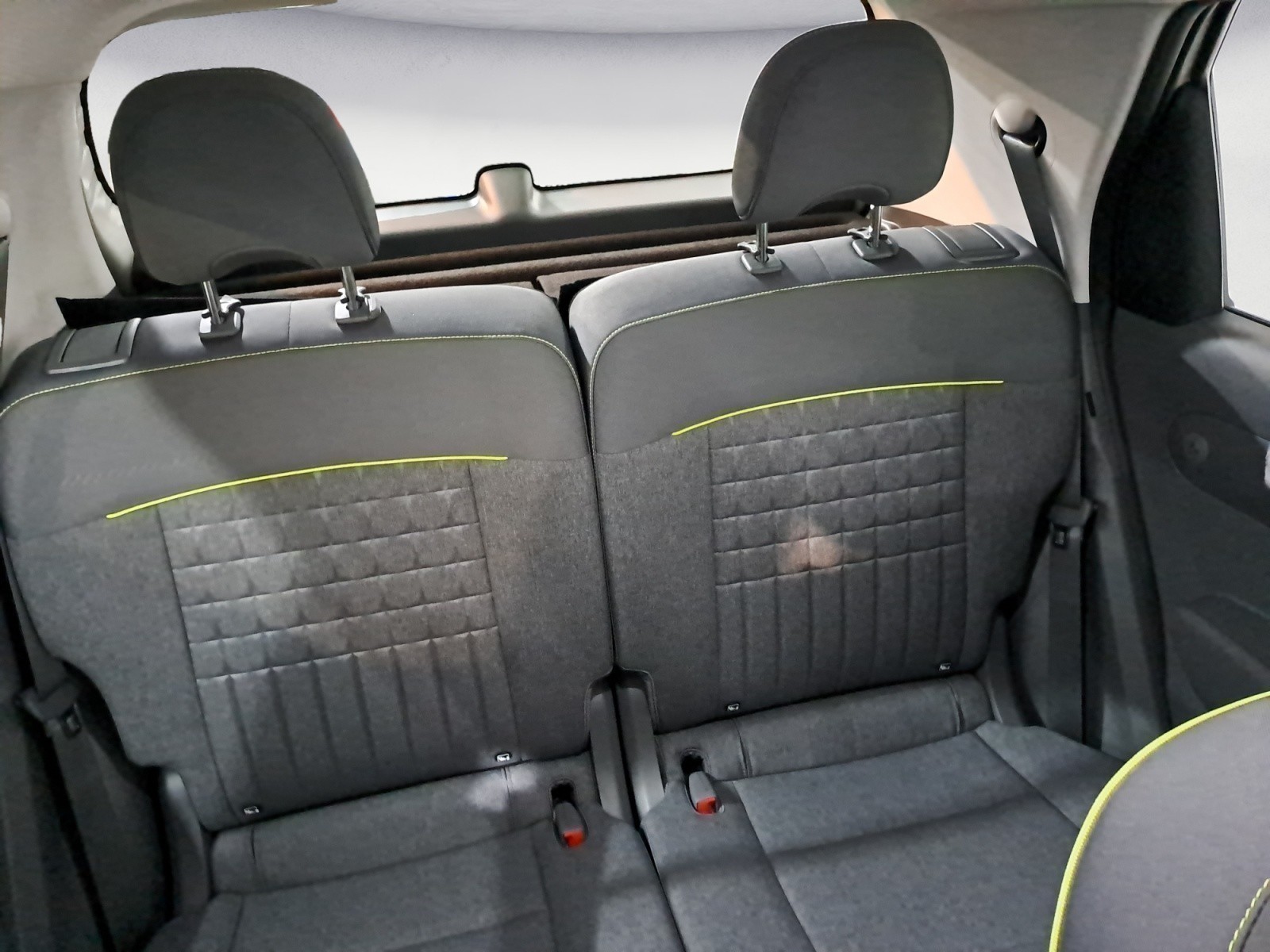 Hyundai - INSTER Cross EV