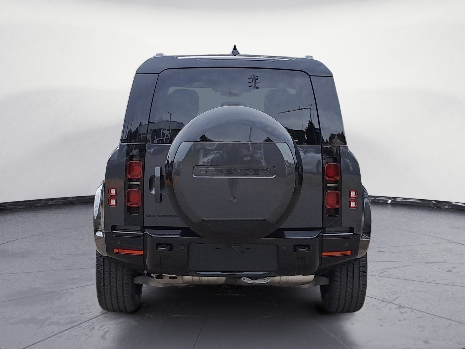 Land Rover - Defender 110 D300 X-Dynamic HSE