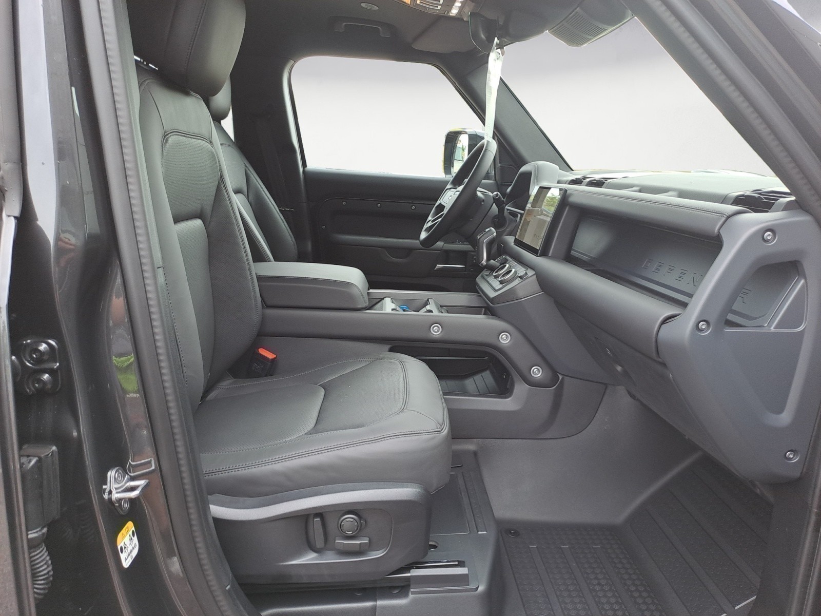 Land Rover - Defender 110 D300 X-Dynamic HSE