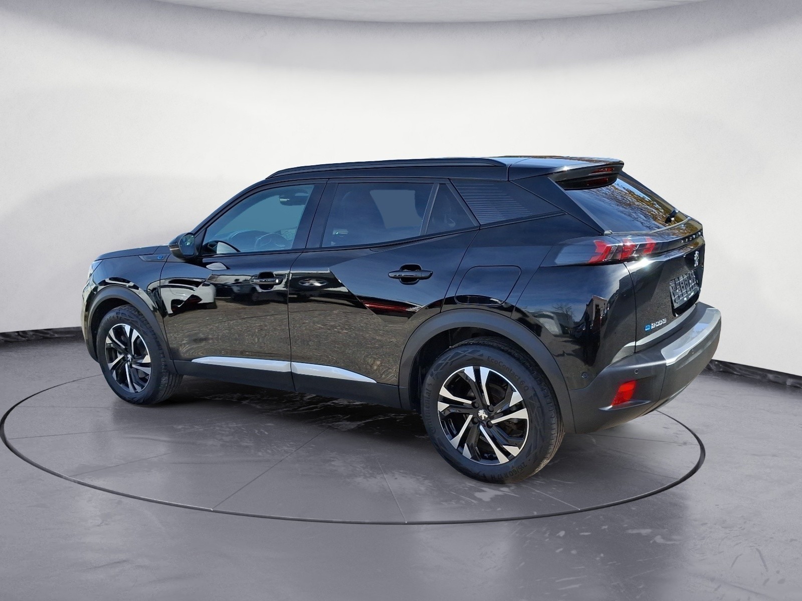 Peugeot - e-2008 136 GT