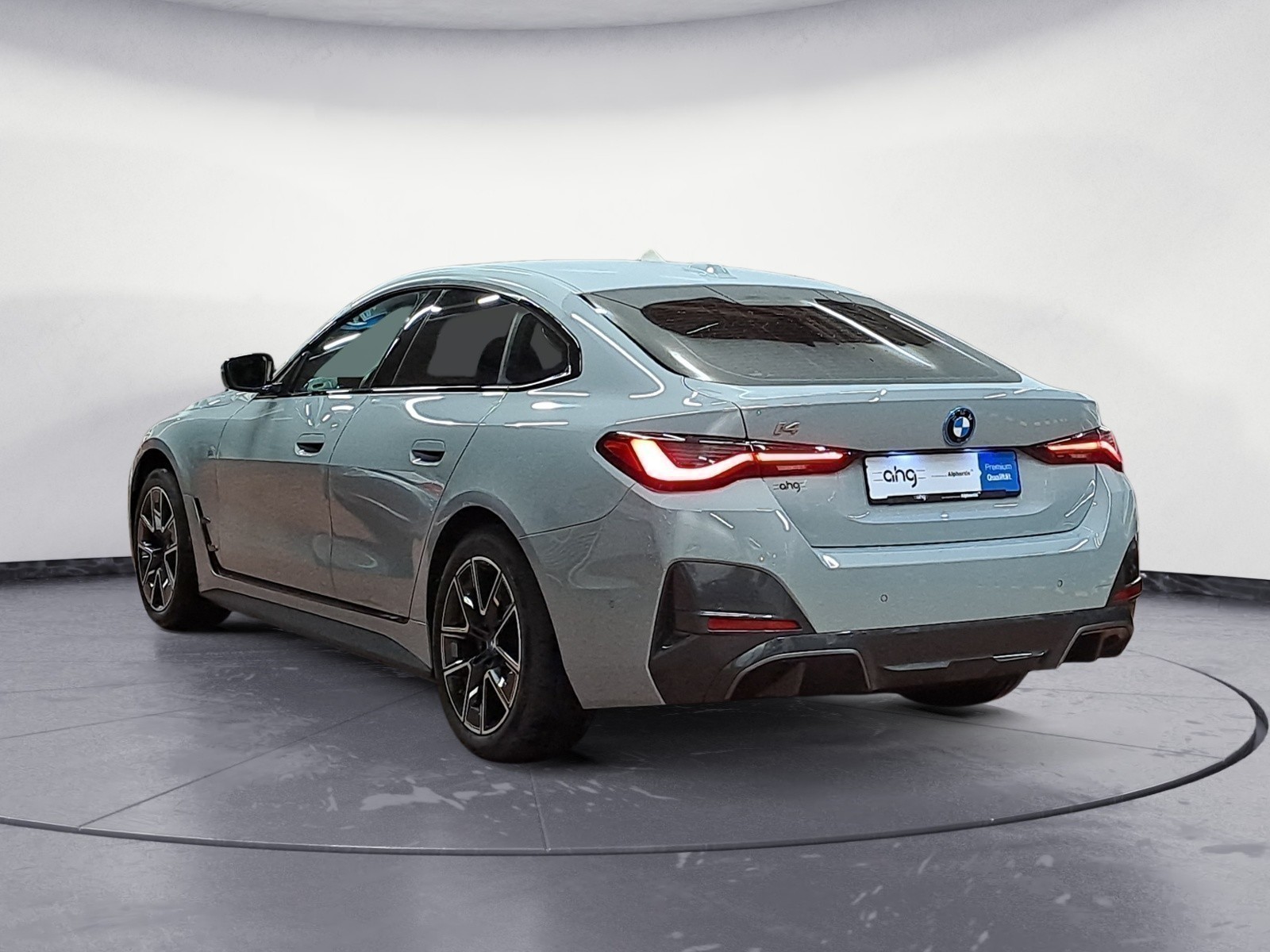 BMW - i4 eDrive40 M-Sport