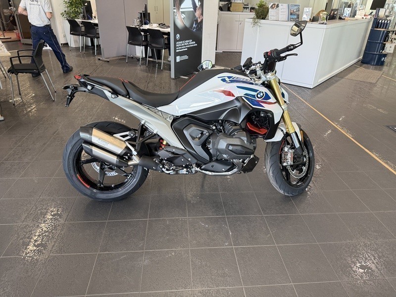 BMW Motorrad - R 1300 R Neufahrzeug sofort verfügbar