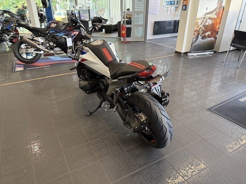 BMW Motorrad - R 1300 R Neufahrzeug sofort verfügbar
