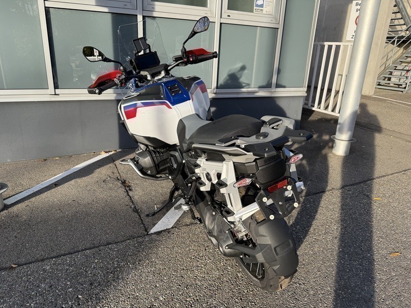 BMW Motorrad - R 1300 GS Adventure mit Höhenregelung komfort uv