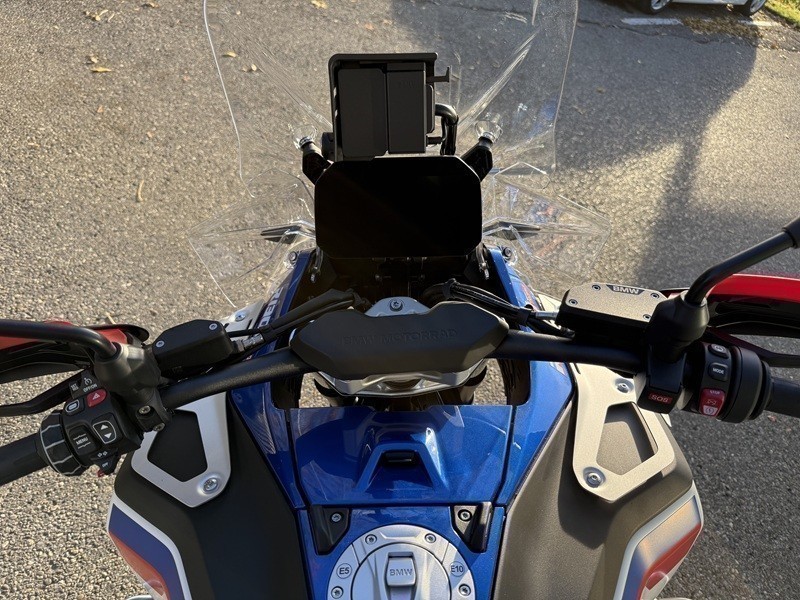 BMW Motorrad - R 1300 GS Adventure mit Höhenregelung komfort uv