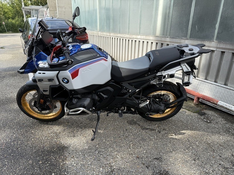 BMW Motorrad - R 1300 GS Adventure mit 4 Paketen uvm.