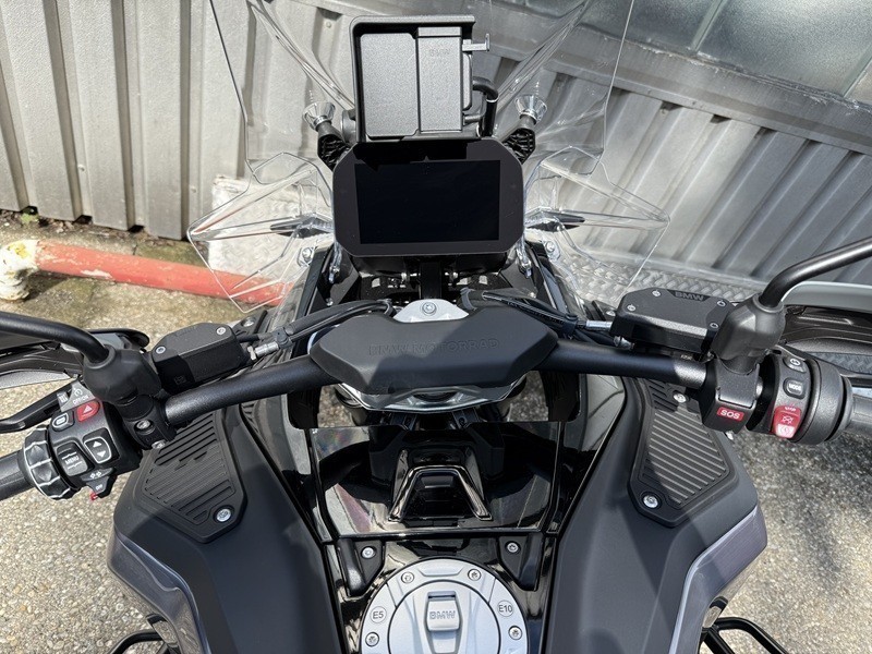 BMW Motorrad - R 1300 GS Adventure mit 4 Paketen sofort verfügb