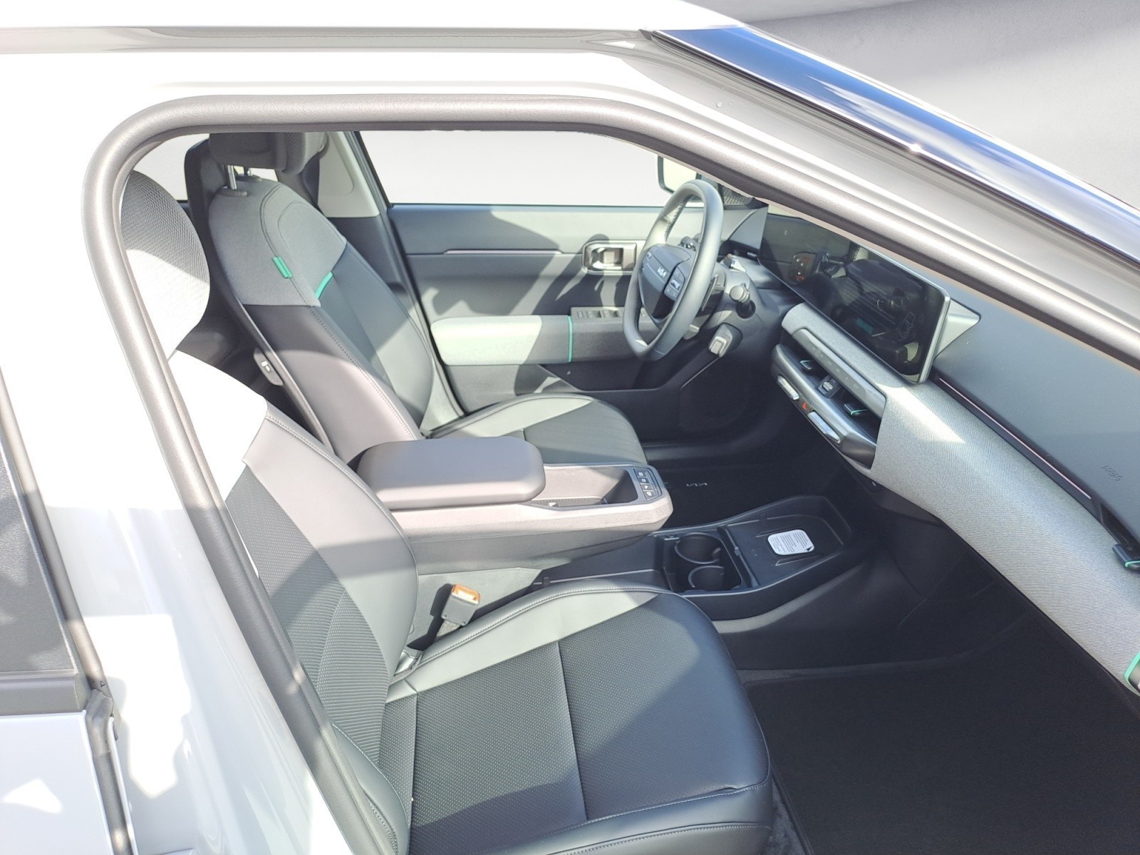 Kia - EV4 EARTH 2WD HATCHBACK