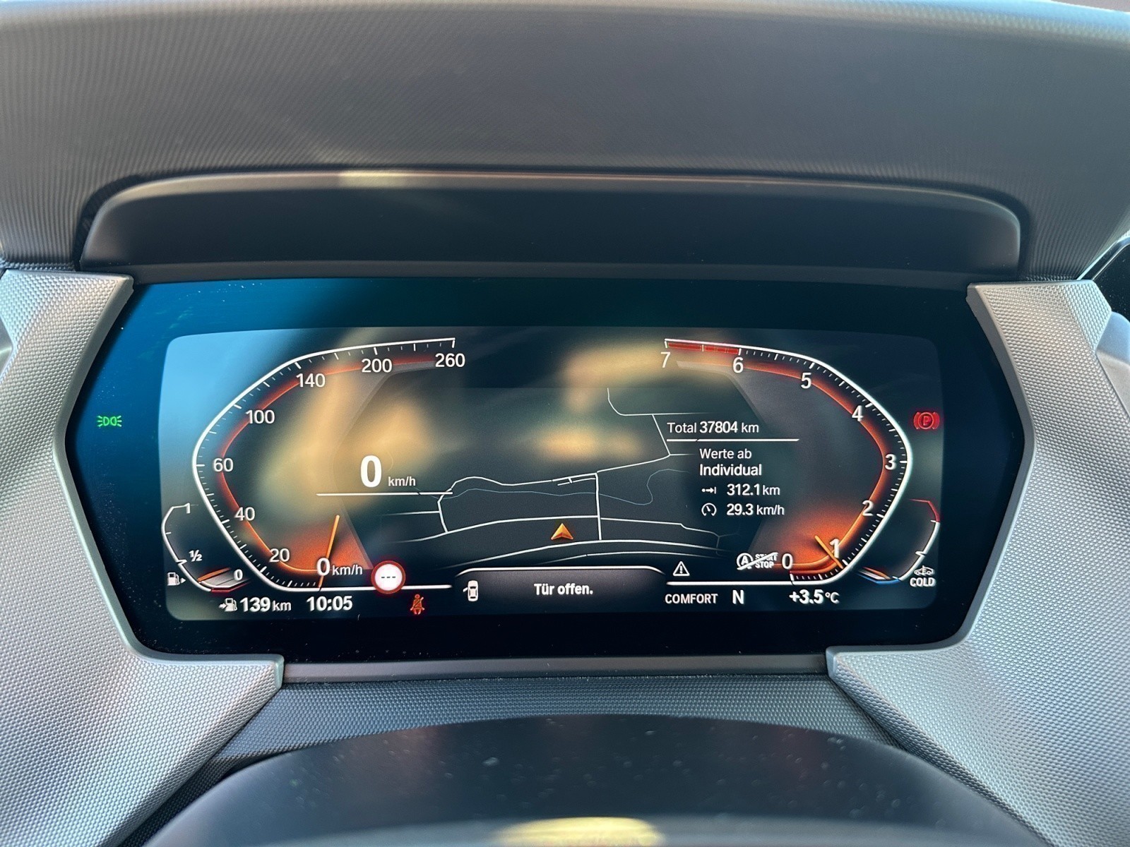 BMW - 118i Advantage