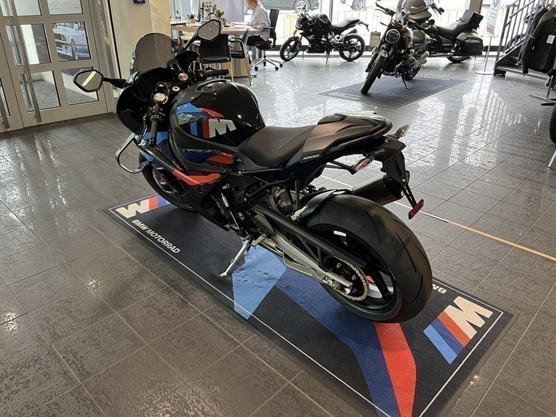 BMW Motorrad - M 1000 RR Competition sofort verfügbar
