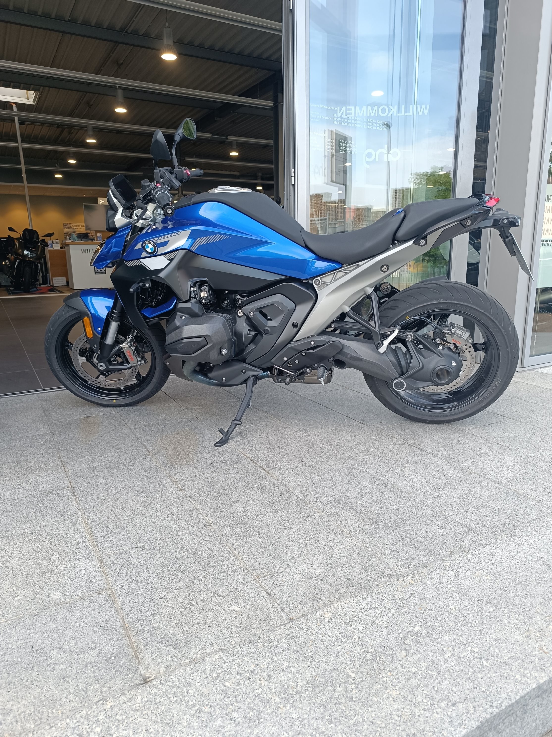 BMW Motorrad - R 1300 R - mit Werksgarantie bis 2028