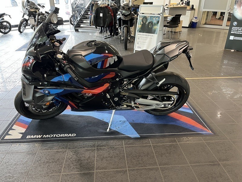 BMW Motorrad - M 1000 RR Competition sofort verfügbar
