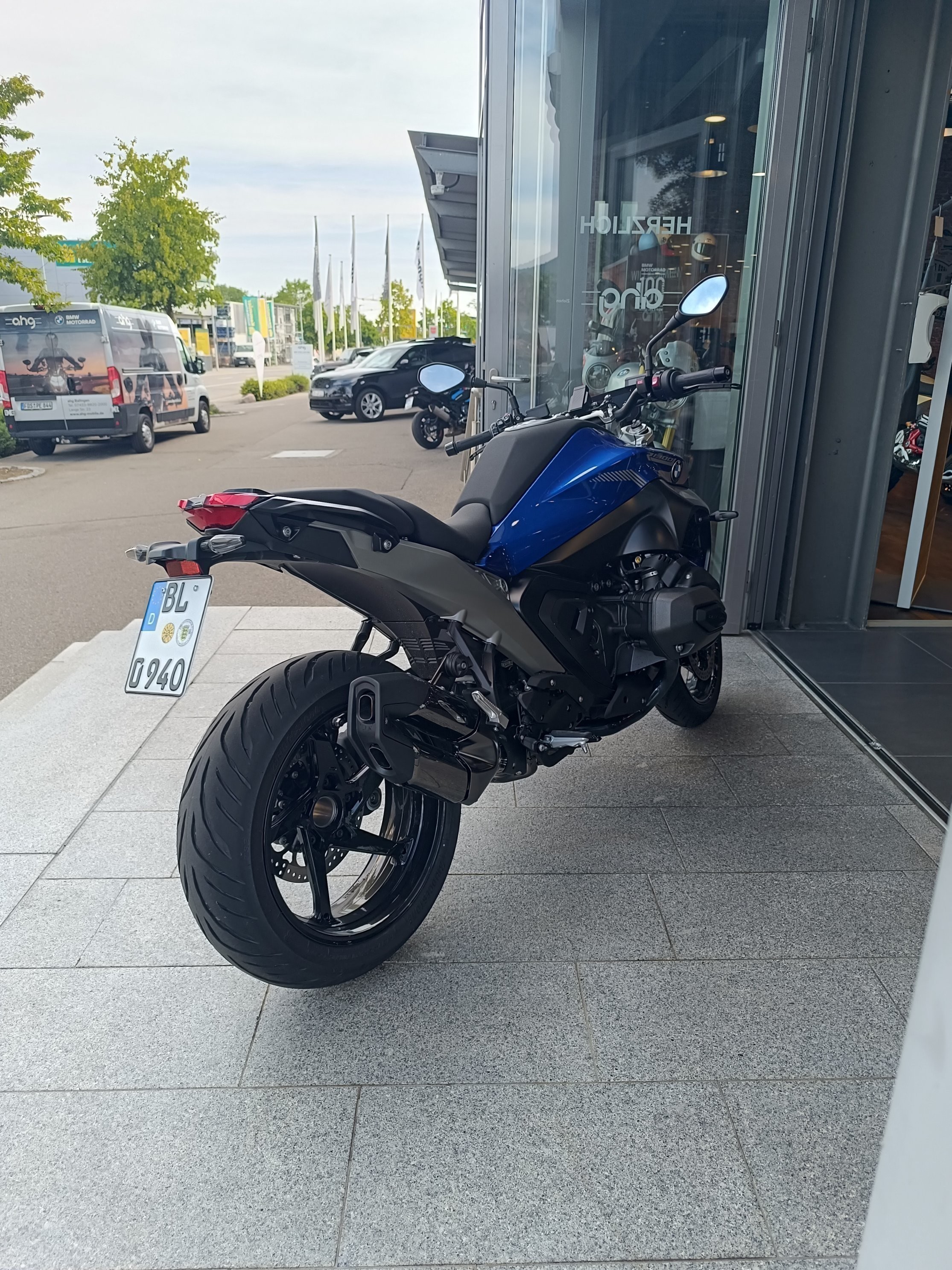 BMW Motorrad - R 1300 R - mit Werksgarantie bis 2028