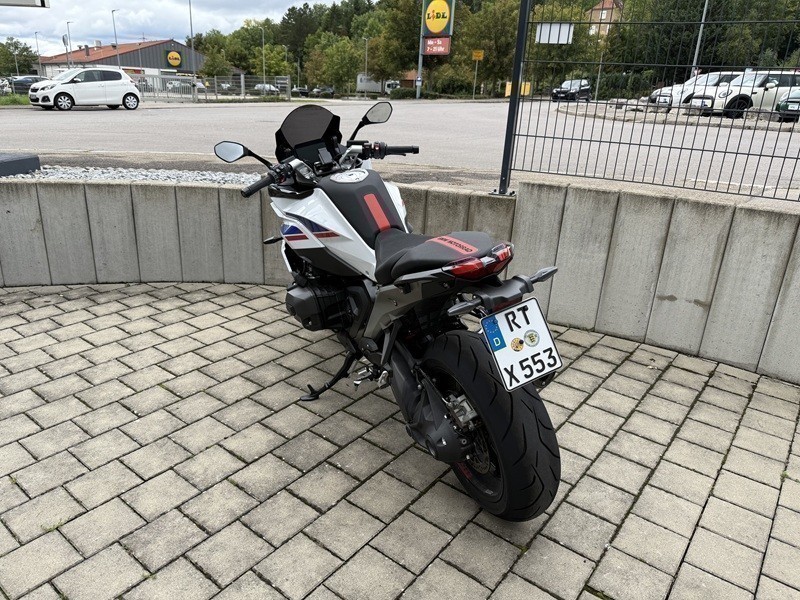 BMW Motorrad - R 1300 RS Performance mit 2 Paketen uvm.