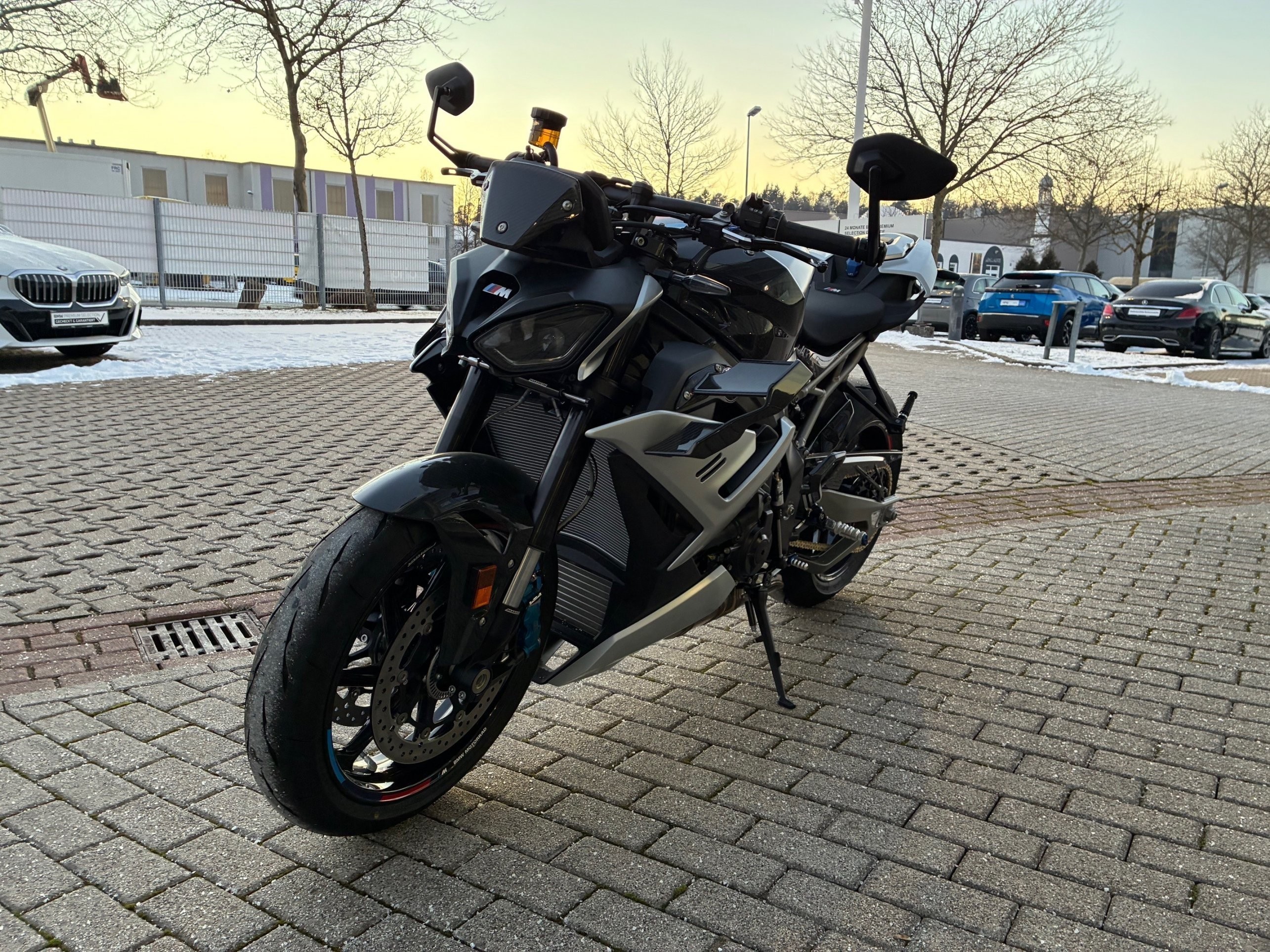 BMW Motorrad - M 1000 R