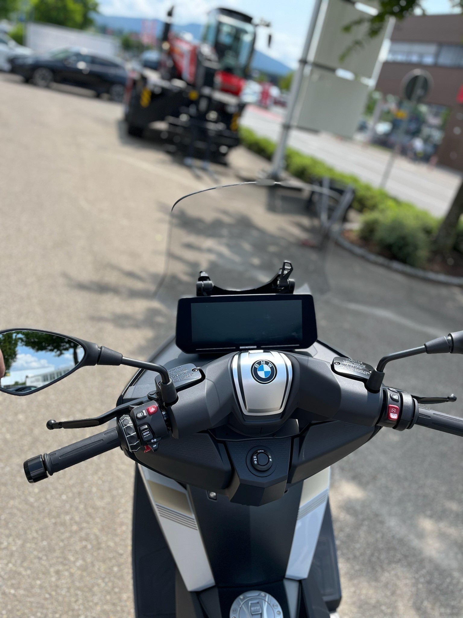 BMW Motorrad - C 400 GT mit Werksgarantie bis 2028