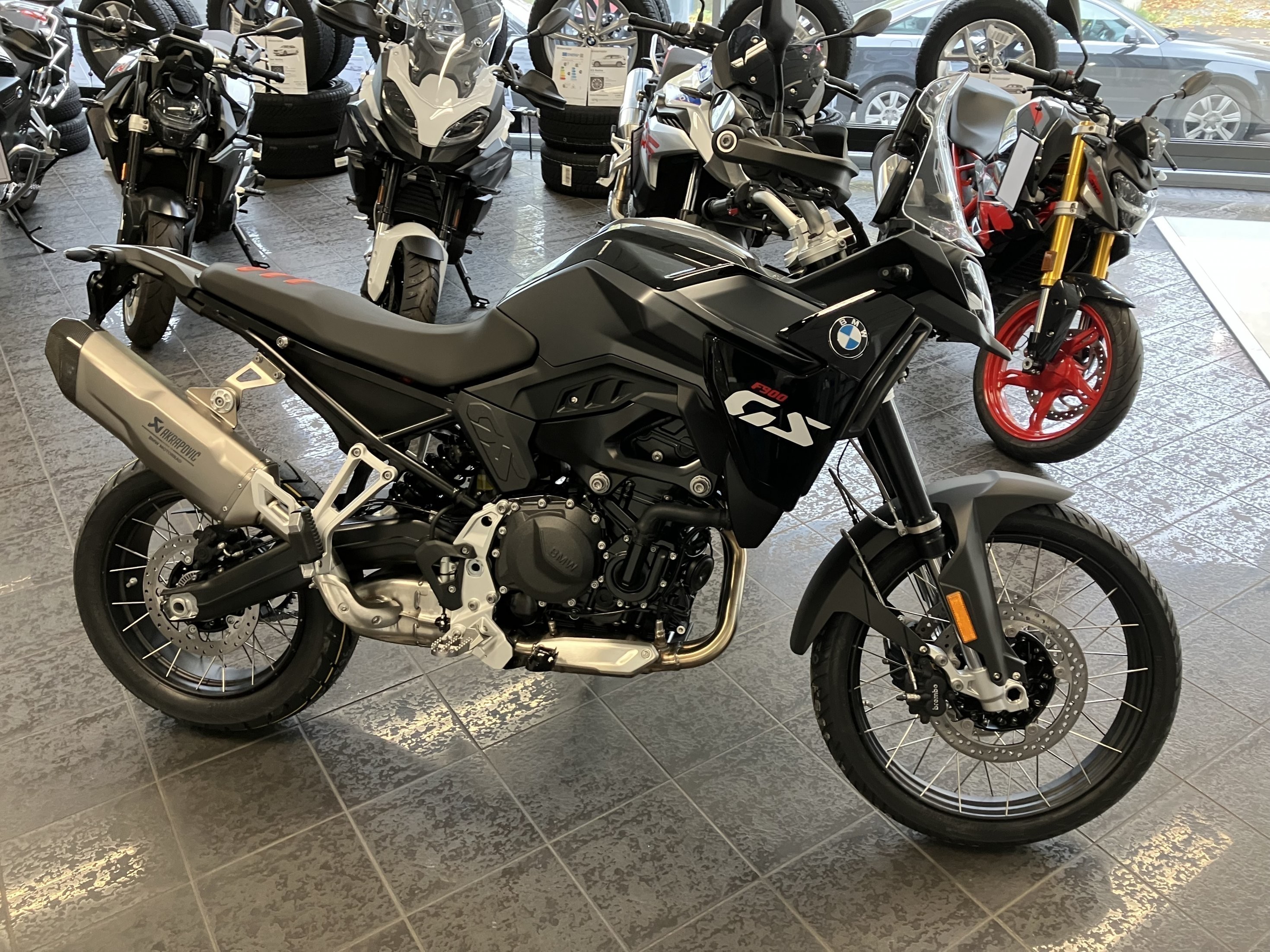 BMW Motorrad - F 900 GS