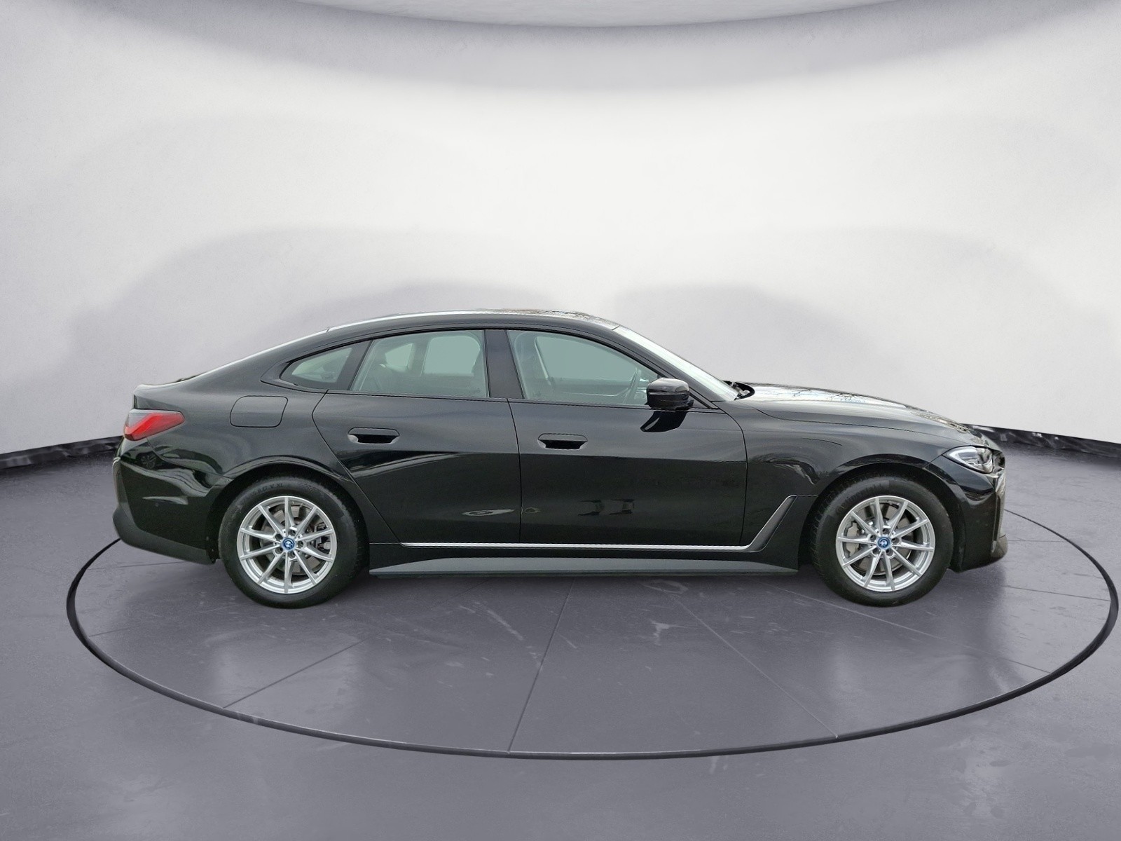 BMW - i4 eDrive40