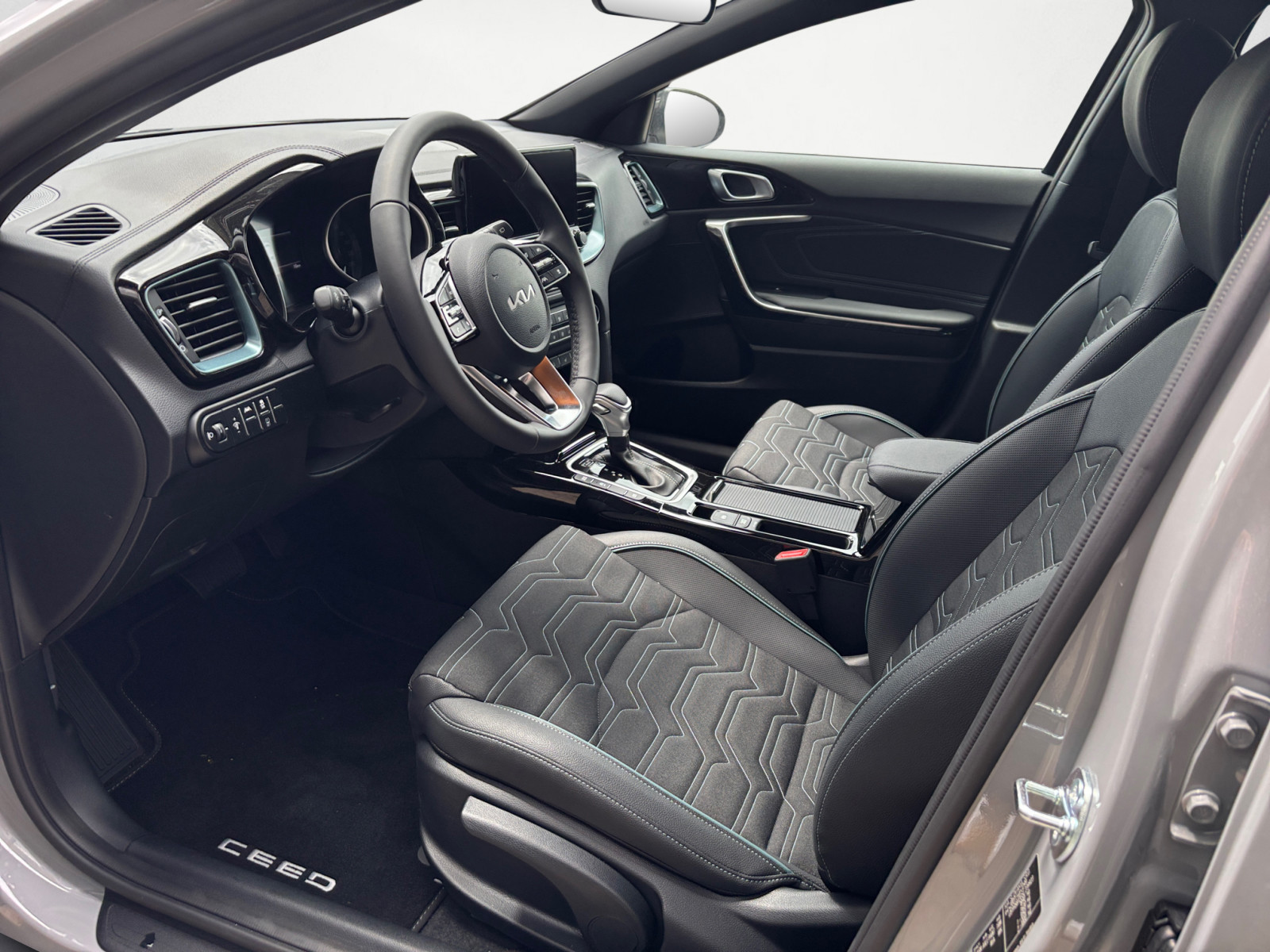 Kia - Cee´d 1.0 T-GDI MHEV DCT Nightline Ed. SW