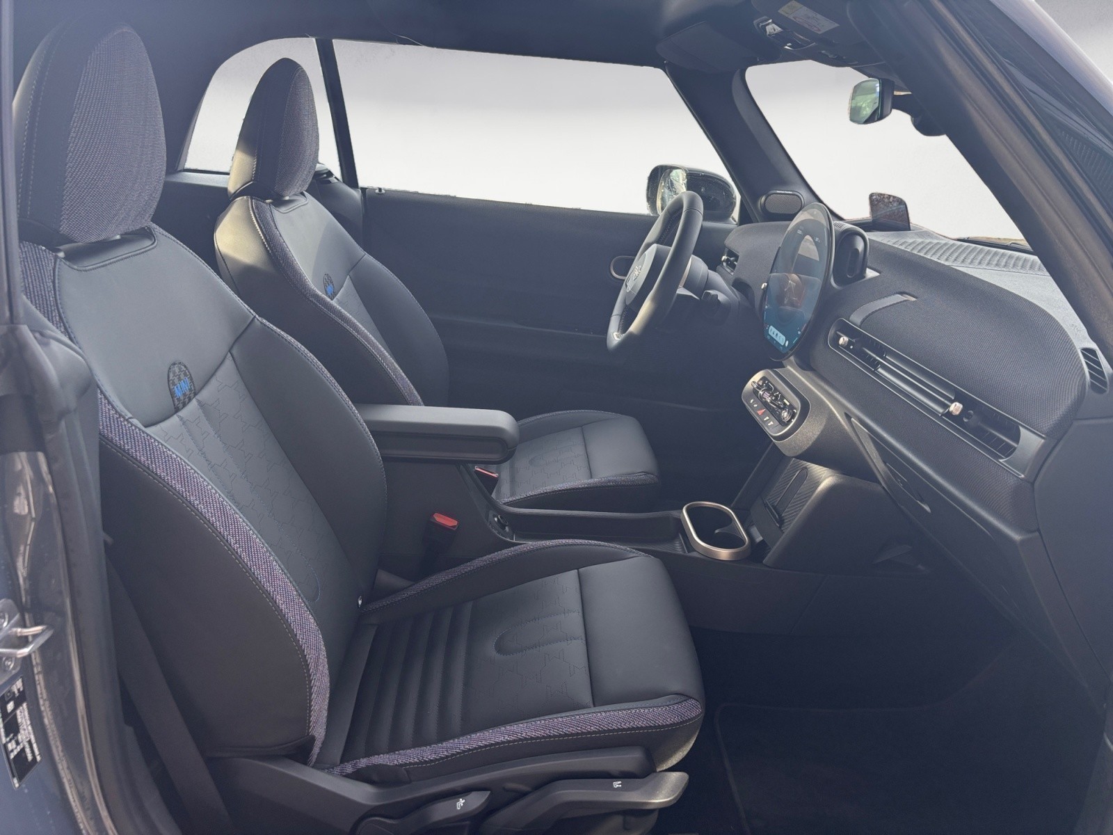 MINI - Cooper C Cabrio