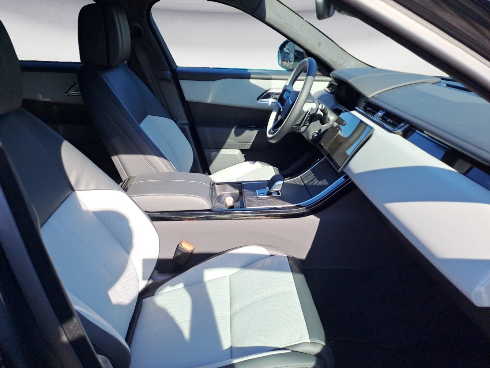 Land Rover - Range Rover Velar D300 Autobiography