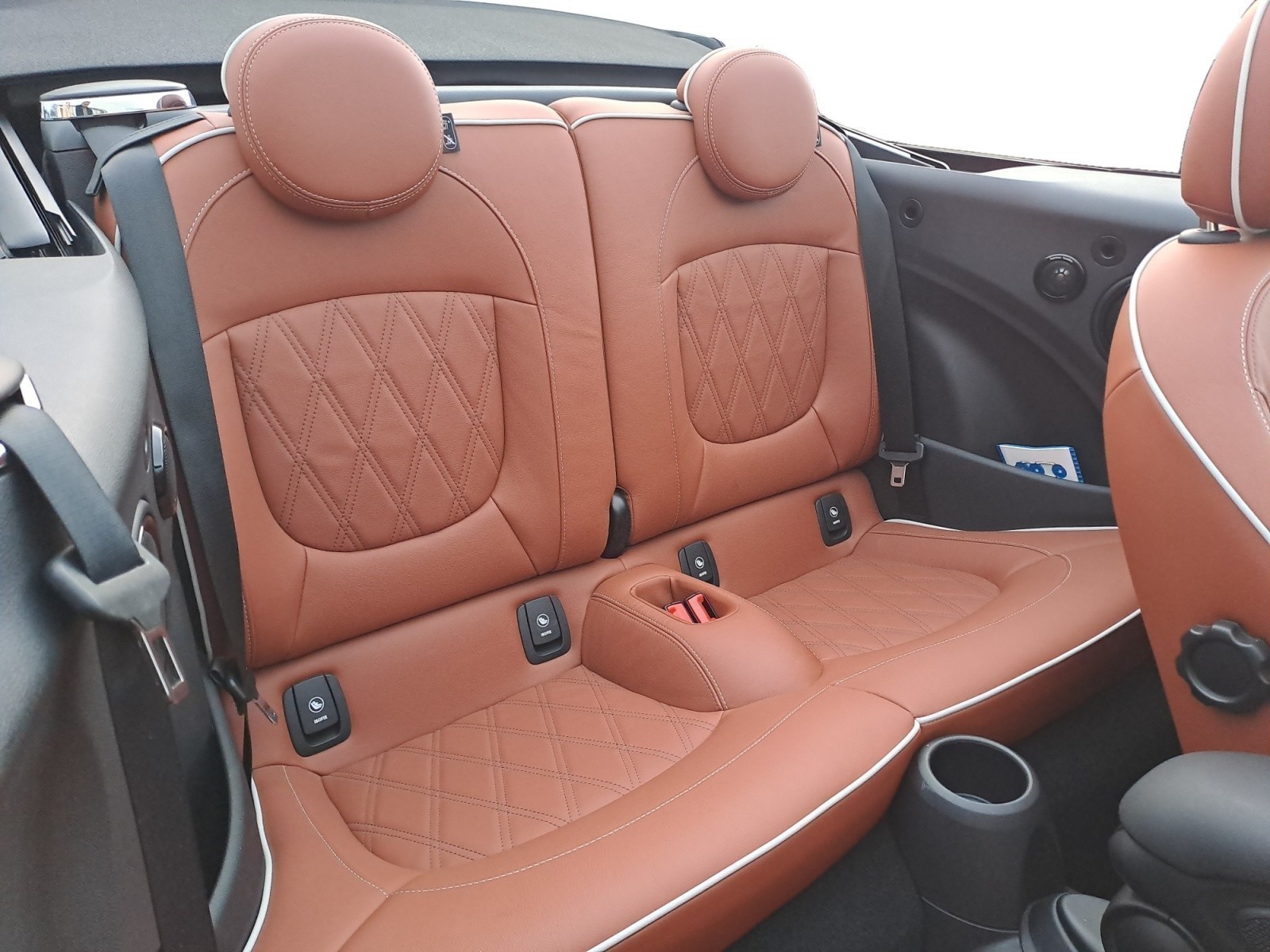 MINI - John Cooper Works Cabrio