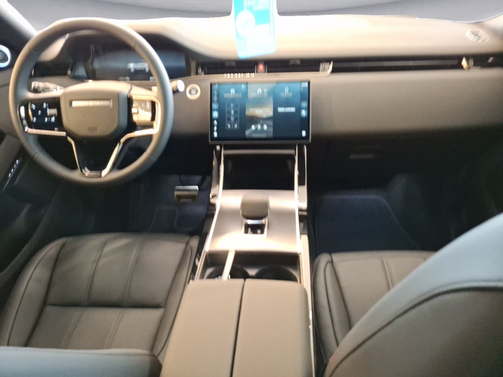 Land Rover - Range Rover Evoque D200 SE