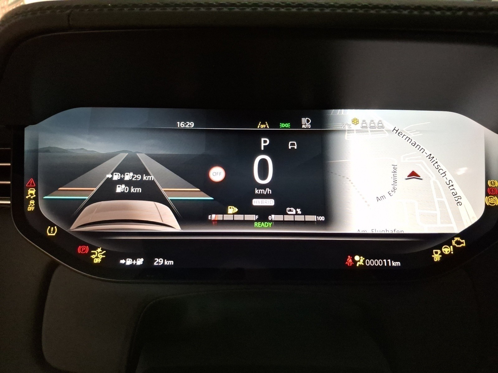 Land Rover - Range Rover P460e HSE