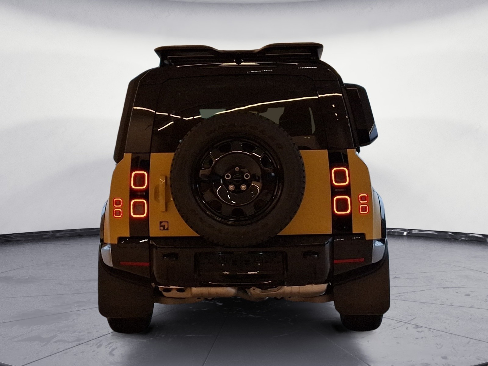 Land Rover - Defender 110 D350 Trophy Edition