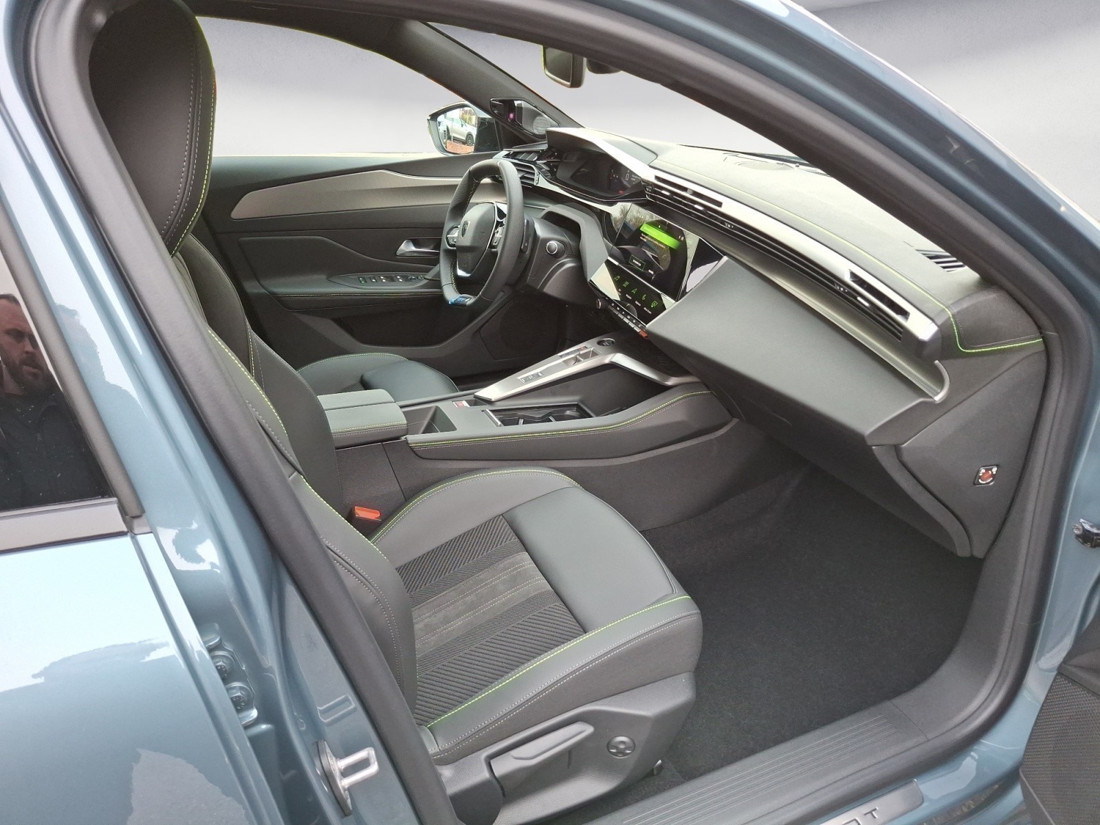 Peugeot - 308 SW GT Hybrid 145 e-DSC6